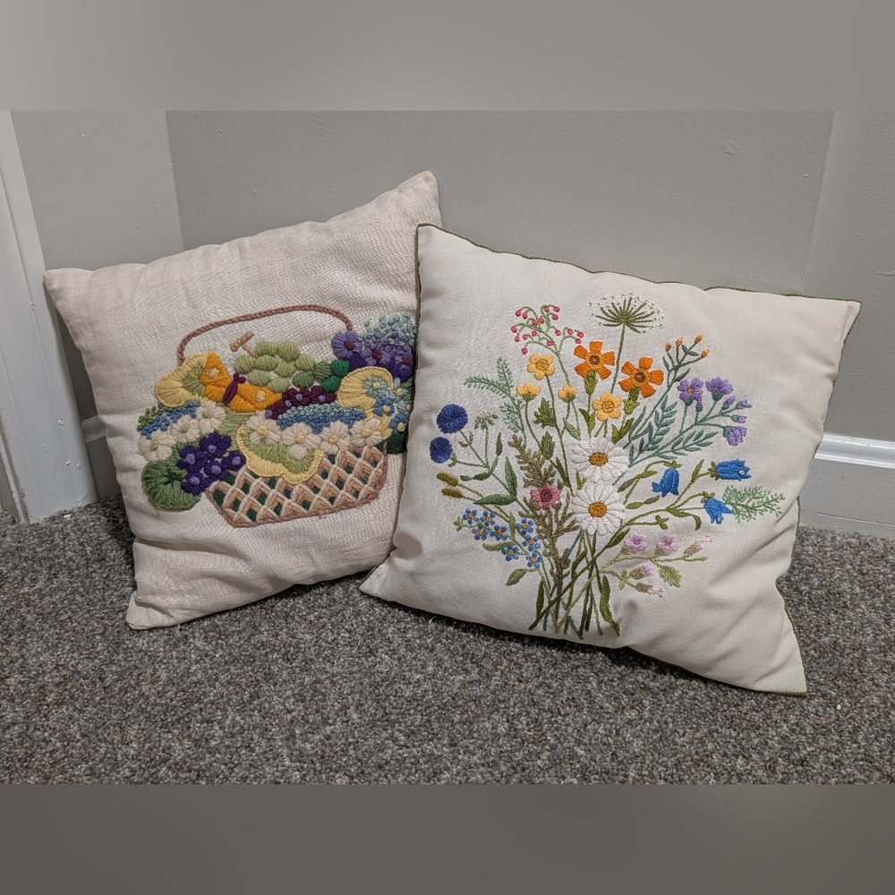 Vintage Crewel Needlework Embroidered Flower Pillow